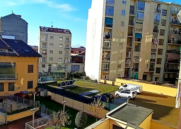 Apartman Intero Luminoso E Accogliente ! *