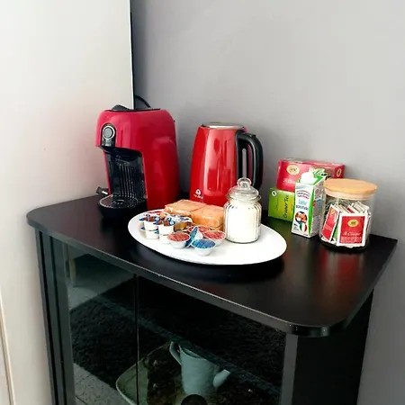 Intero Luminoso E Accogliente ! Διαμέρισμα